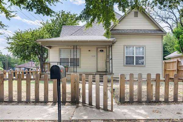 820 S Hazelwood Street, Sherman, TX 75090