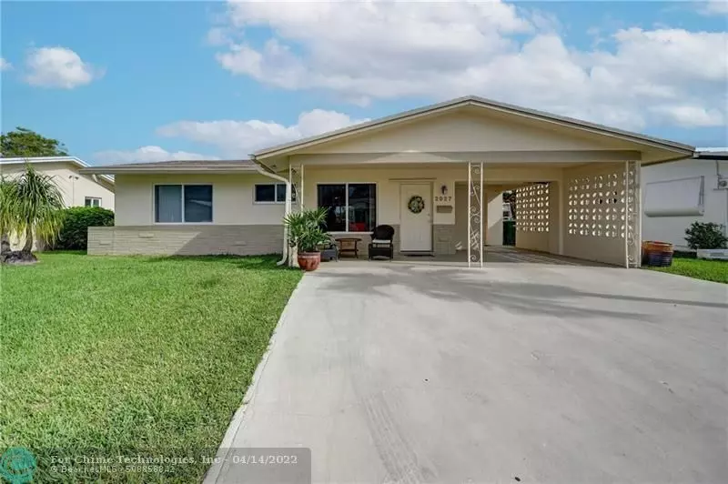 2927 NW 46th St, Tamarac, FL 33309