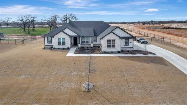 1256 County Road 4797 Road, Springtown, TX 76082