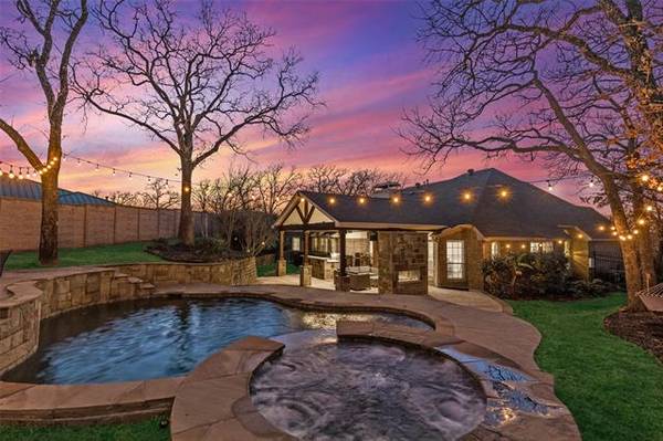 8558 Kensington Court, North Richland Hills, TX 76182