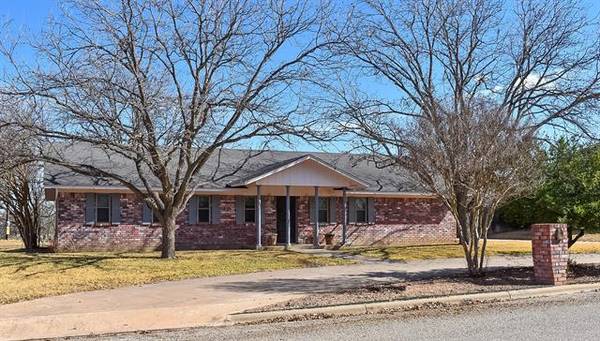 107 Lackey Street, Brady, TX 76825