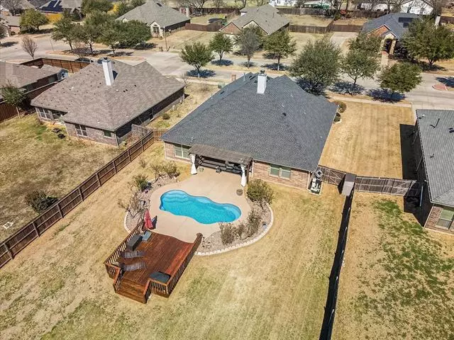 913 Regency Court, Denton, TX 76210