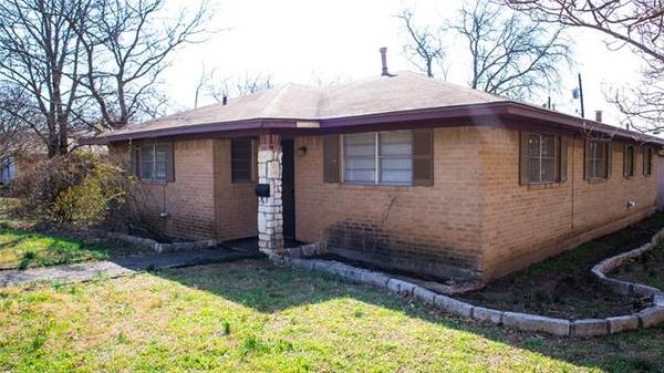 1730 W Bond Street, Denison, TX 75020