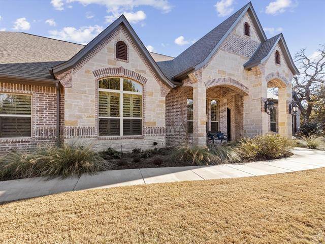 7019 Heathington Boulevard, Granbury, TX 76049