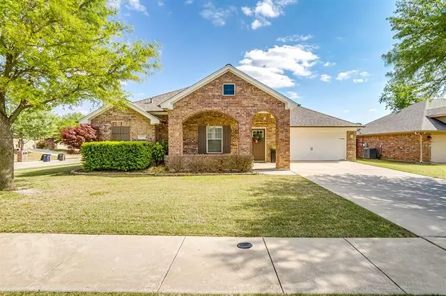 6325 Pinionpark Way, Fort Worth, TX 76179