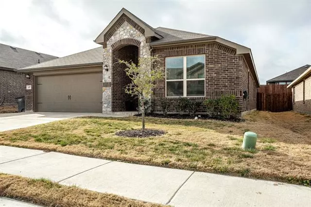 417 Bishopgate Court, Fort Worth, TX 76036