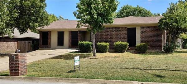 317 Sunnyview Drive, Mansfield, TX 76063