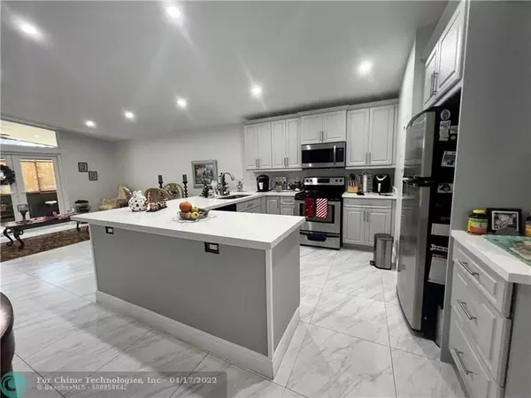 22585 Vistawood Way, Boca Raton, FL 33428