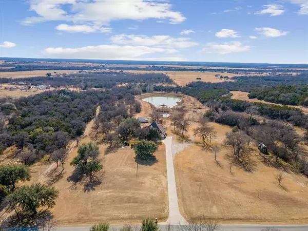 1792 Pleasant Valley Road, Mineral Wells, TX 76067