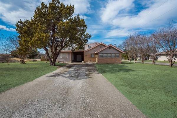 4765 Cecilia Avenue, Midlothian, TX 76065