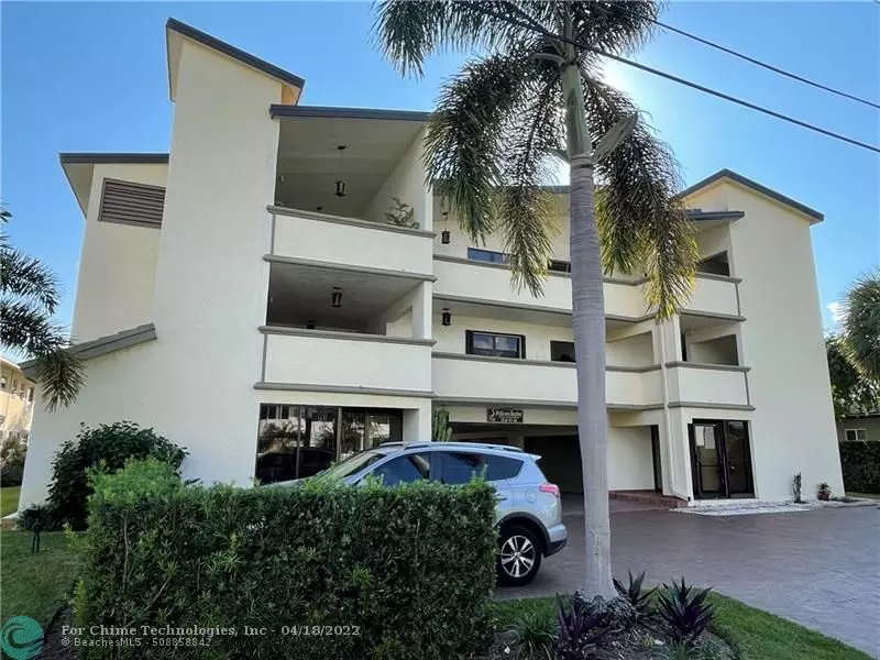 3208 SE 12th St  #303, Pompano Beach, FL 33062