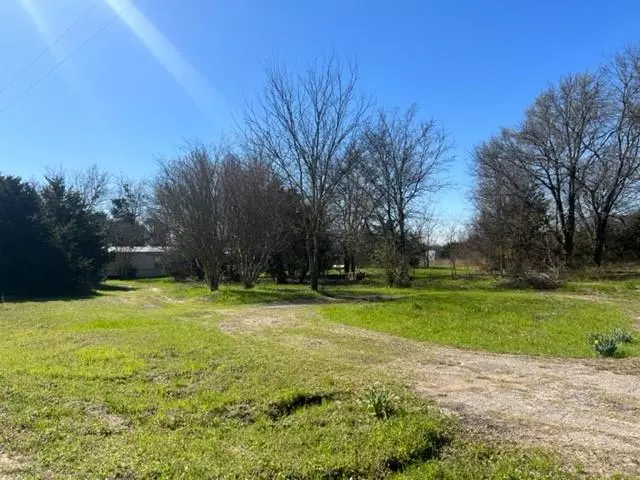 Terrell, TX 75161,15943 County Road 355