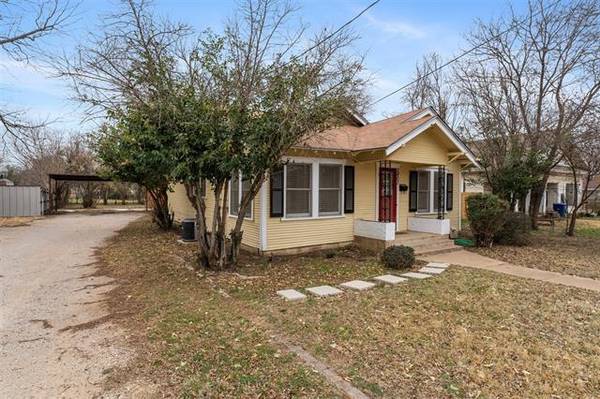 2403 Austin Avenue, Brownwood, TX 76801