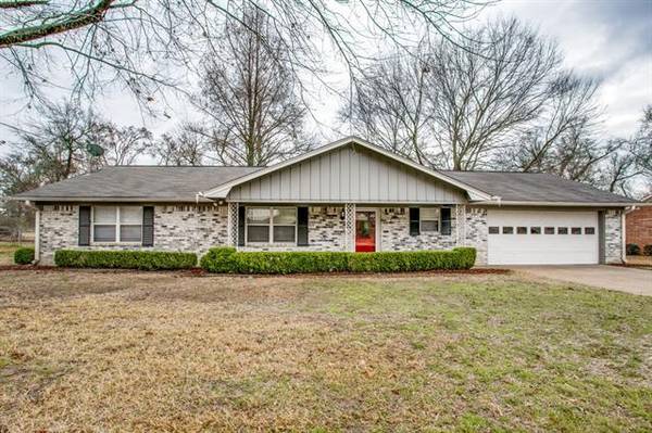 274 Molly Lane, Mineola, TX 75773