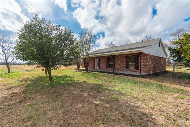 1067 County Road 4851, Leonard, TX 75452