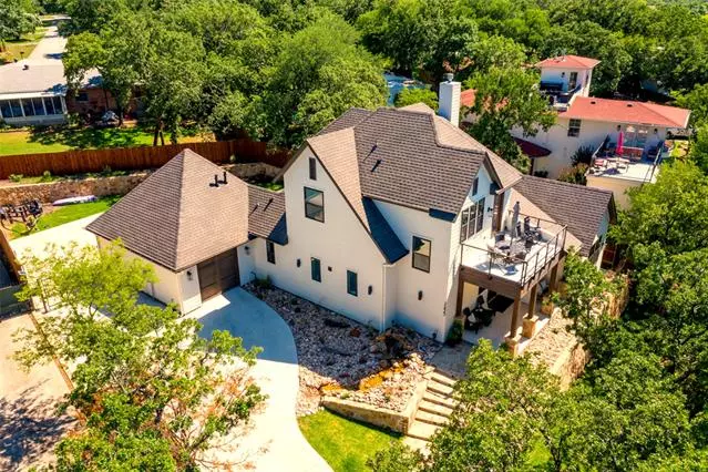 2433 Lakeshore Drive, Grapevine, TX 76051