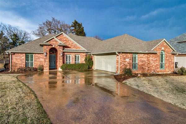 2115 Renaissance Drive, Denison, TX 75020