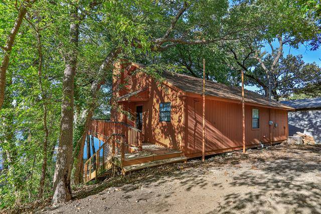 2081 Chaparral Drive, Gainesville, TX 76240