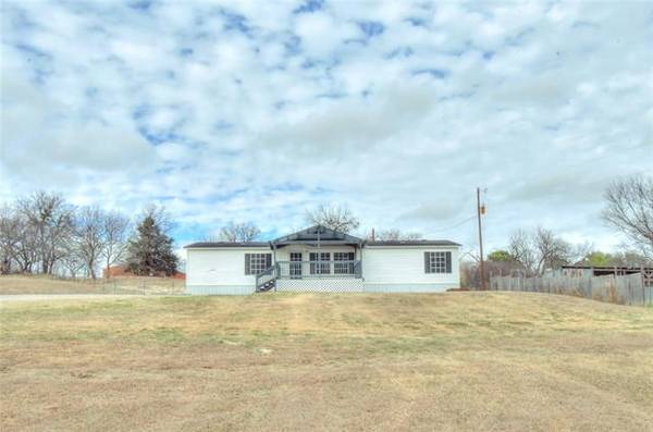 311 Wonder Drive, Springtown, TX 76082