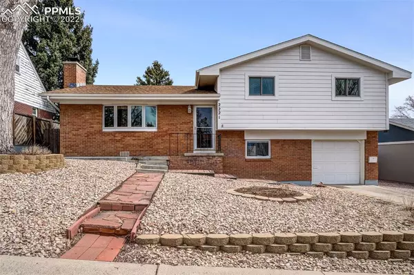 Colorado Springs, CO 80909,2221 Alpine DR