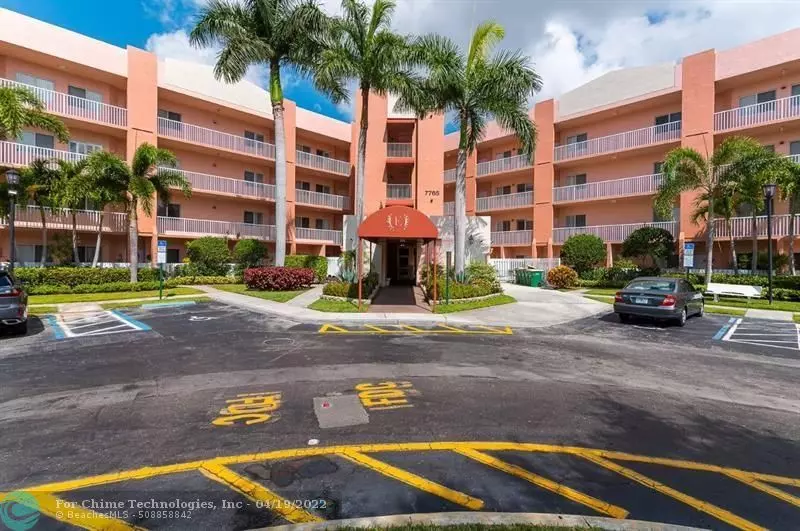 7765 Yardley Dr  #207E, Tamarac, FL 33321