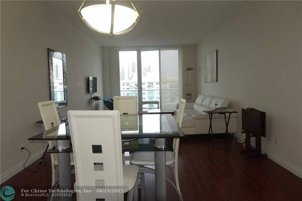 Sunny Isles Beach, FL 33160,19380 Collins Ave  #PH14