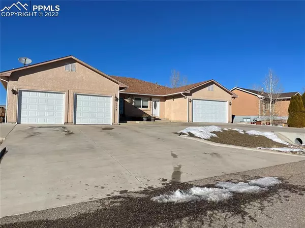 1079 S Honeysuckle DR, Pueblo West, CO 81007