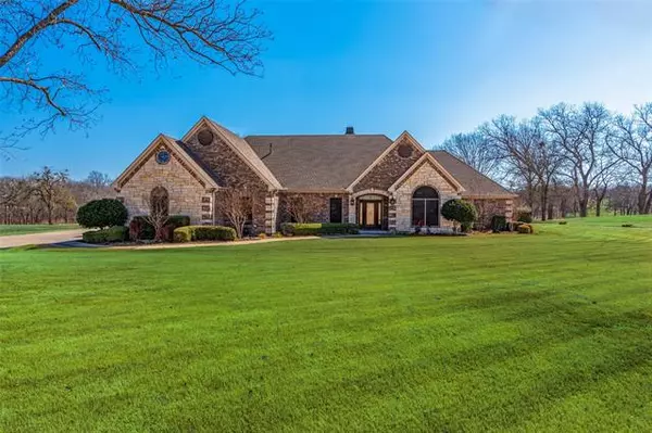 266 Golf Walk Circle, Denison, TX 75020