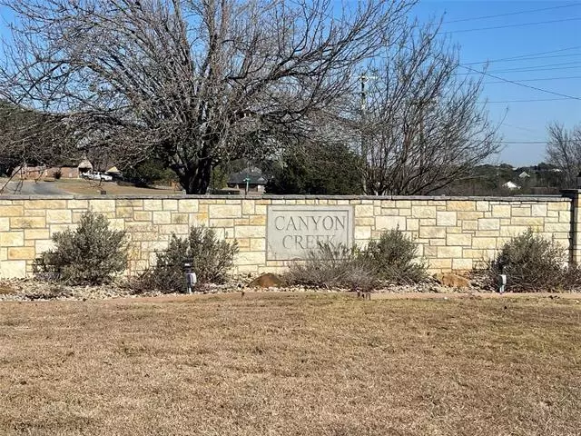 2113 Christine Drive, Granbury, TX 76048