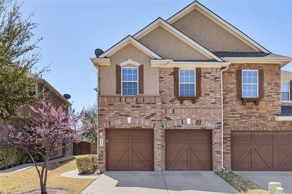 5840 Clearwater Drive, The Colony, TX 75056