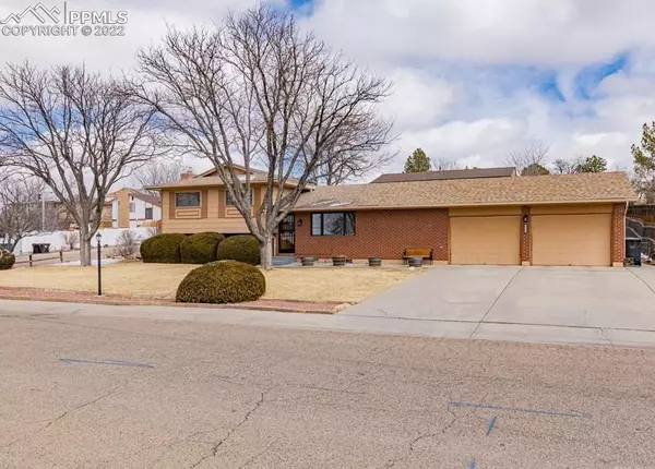 Pueblo, CO 81008,4038 Valley DR