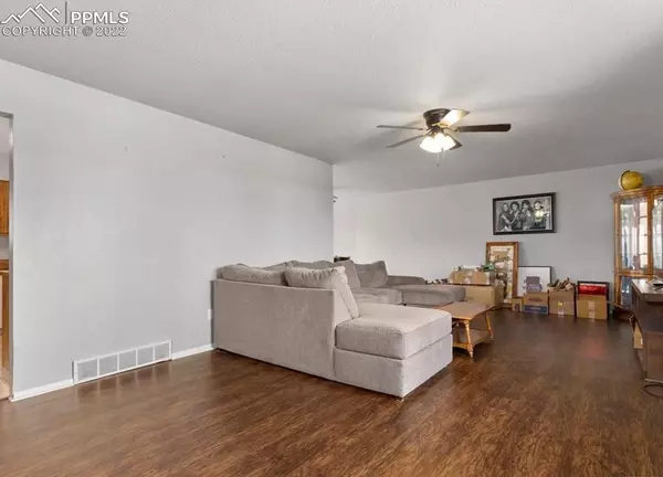 Pueblo, CO 81008,4038 Valley DR