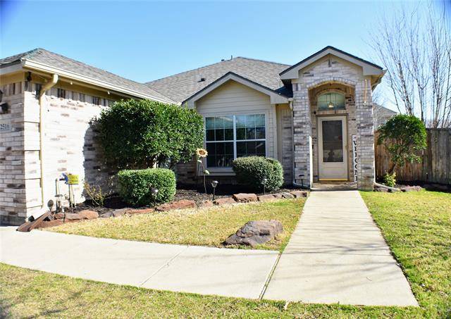 2516 Briar Forest Drive, Denton, TX 76210