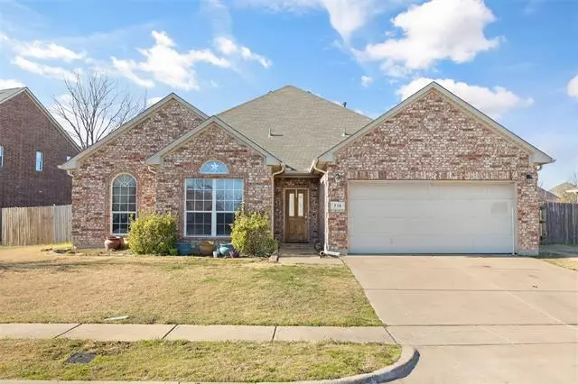 716 Crownpoint Court, Arlington, TX 76002