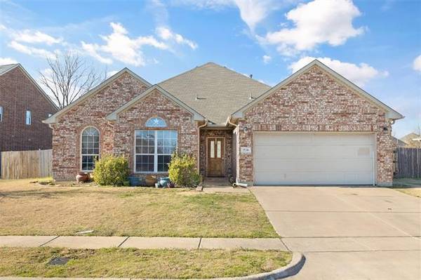 716 Crownpoint Court, Arlington, TX 76002