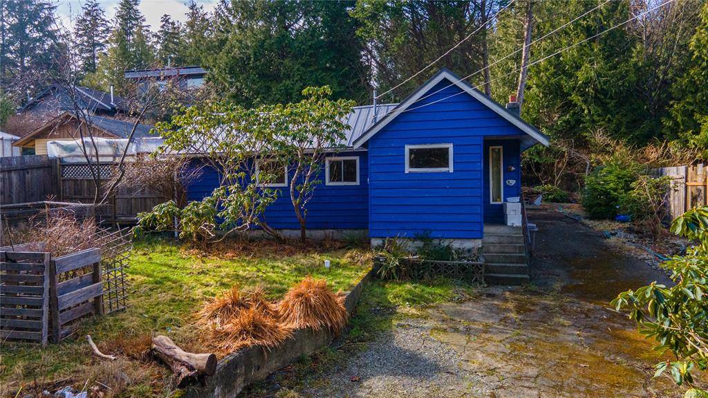 Ucluelet, BC V0R 3A0,361 Norah St