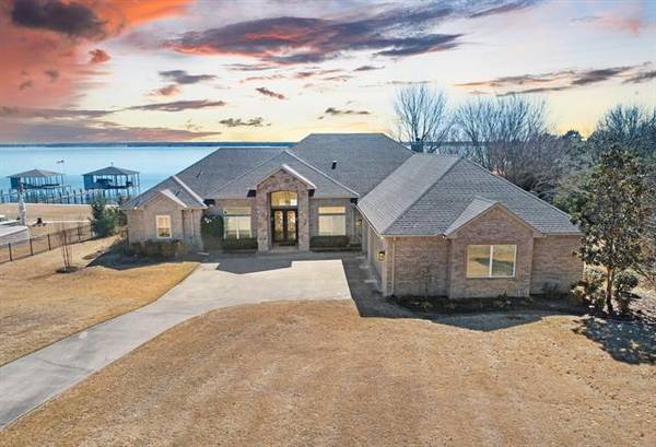 1006 The Shores Drive, Corsicana, TX 75109