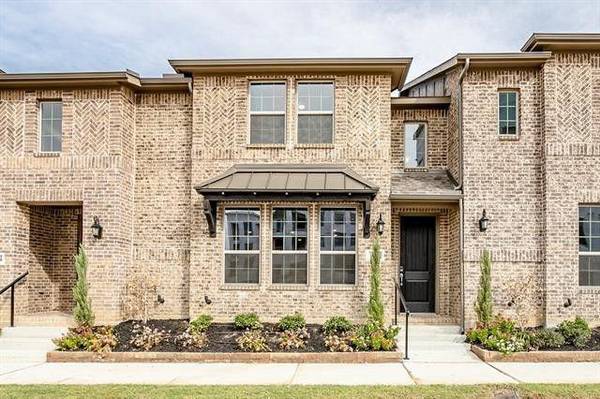 932 Estelle Drive, Euless, TX 76040