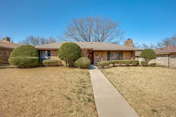 2203 Glen Forest Lane, Plano, TX 75023