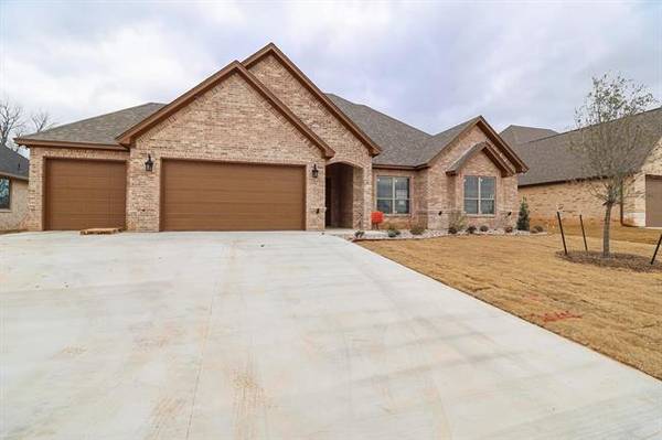 6648 Pinehurst Drive, Granbury, TX 76049