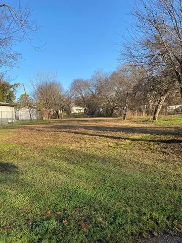 1298 W Call Avenue, Corsicana, TX 75110