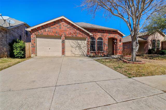 913 Swift Drive, Aubrey, TX 76227