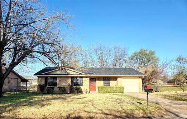 705 Lusk Street, Bonham, TX 75418