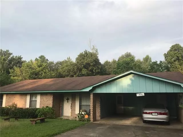 813 1/2 S Cypress, Vivian, LA 71082