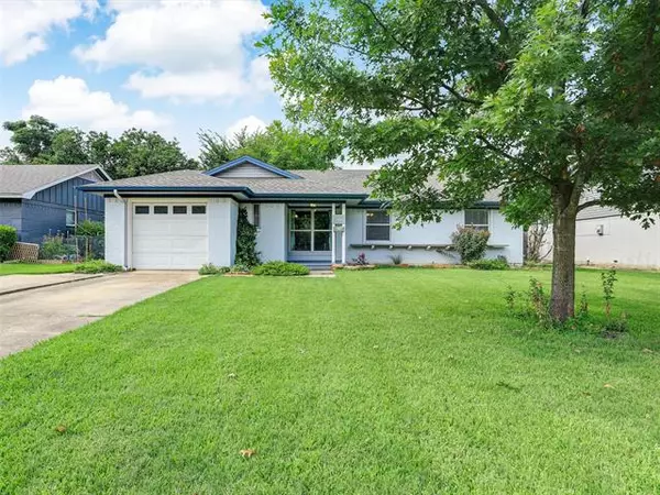 1228 Evergreen Drive, Richardson, TX 75080