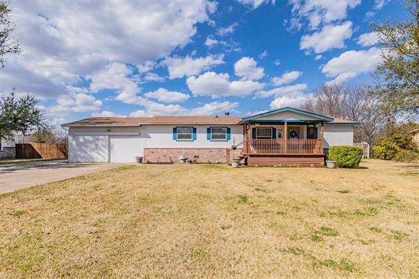 308 Darrell Road, Roanoke, TX 76262