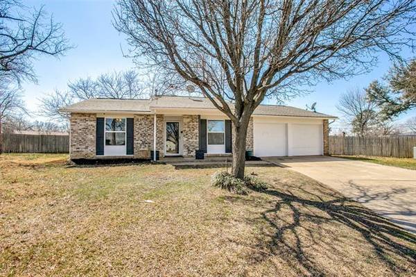 301 Asbury Circle, Euless, TX 76039