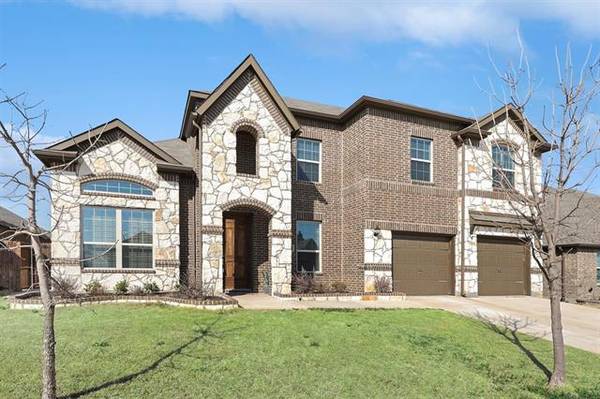 266 Hilltop Drive, Justin, TX 76247