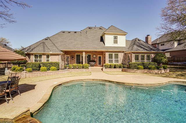 209 Mill Crossing W, Colleyville, TX 76034