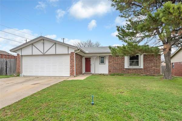 5805 Kennedy Street, Watauga, TX 76148